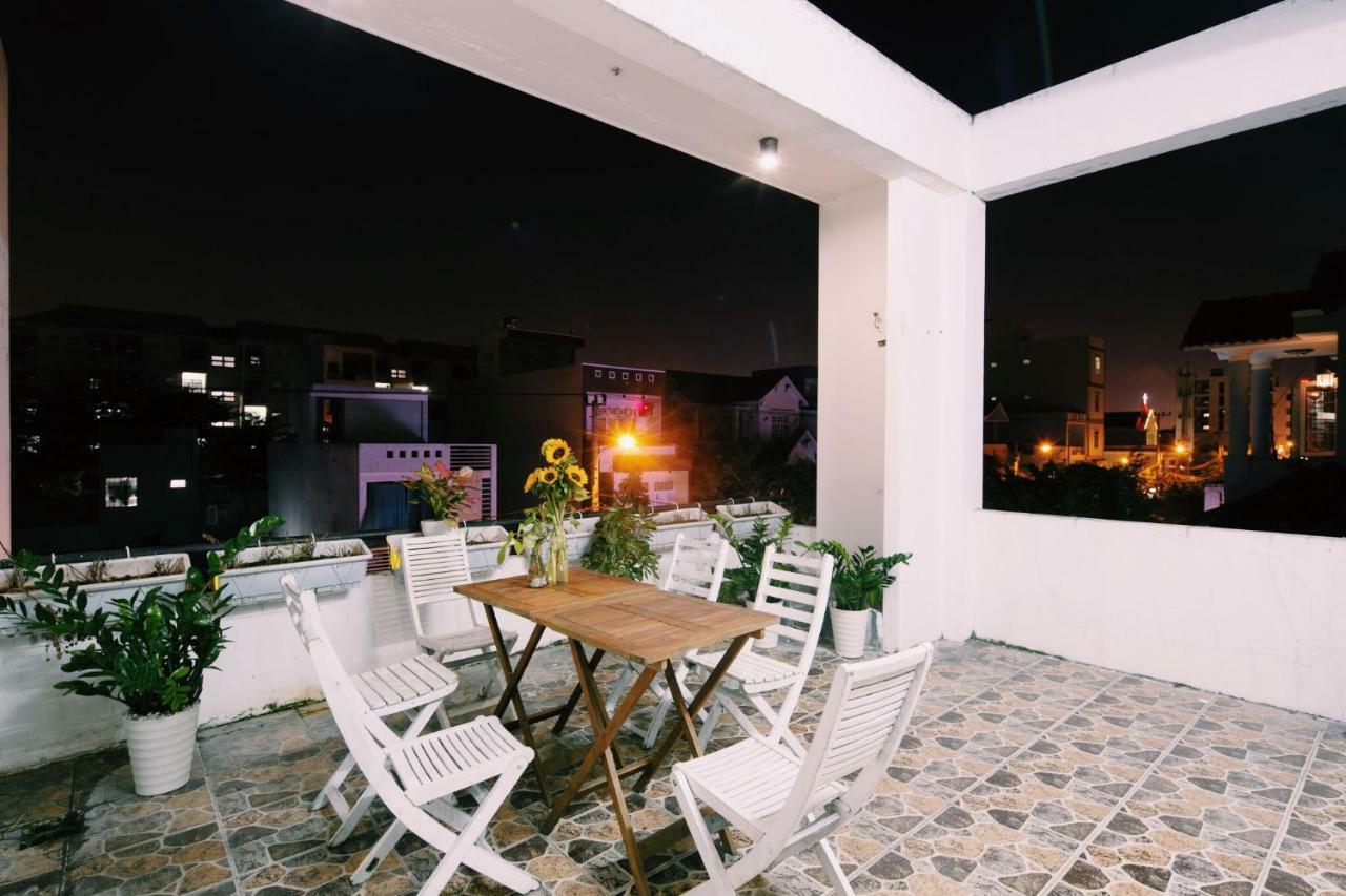 Sky Harbour Hostel Da Nang Bagian luar foto